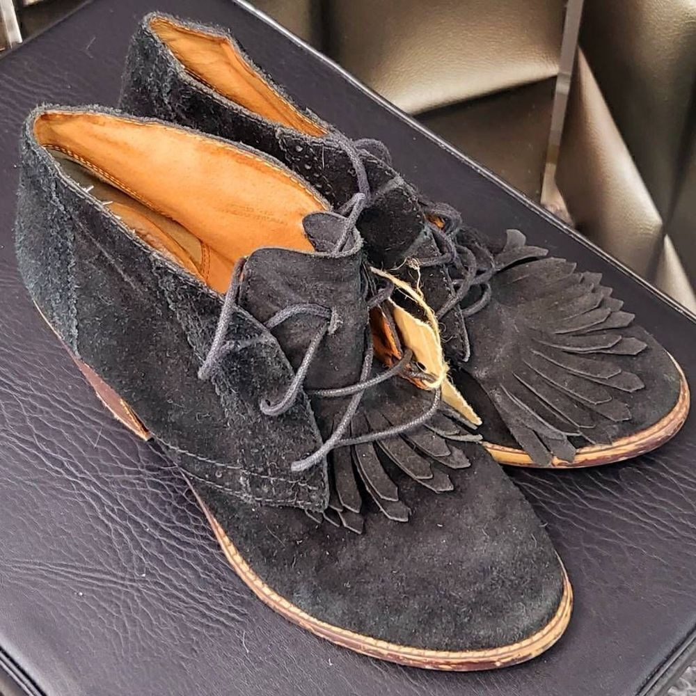 1832 suede fringe booties